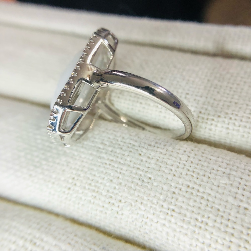 Ring - Picture 7 of 16